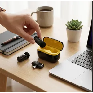 Ugetus M10 Mini compact size comparison for vlogging